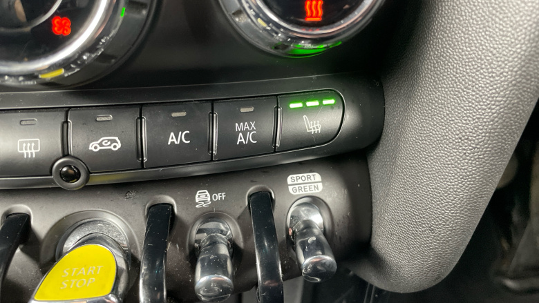 MINI Hatchback 135kW Cooper S Level 2 33kWh 3dr Auto Electric Hatchback